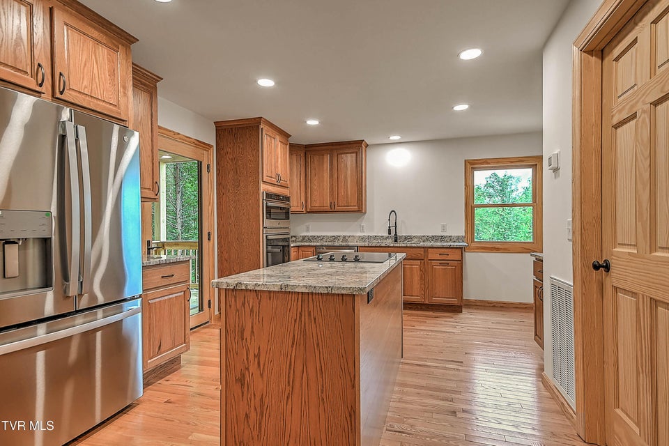 Photo #9: 512 Norris Rd ( Bridle Path) Road