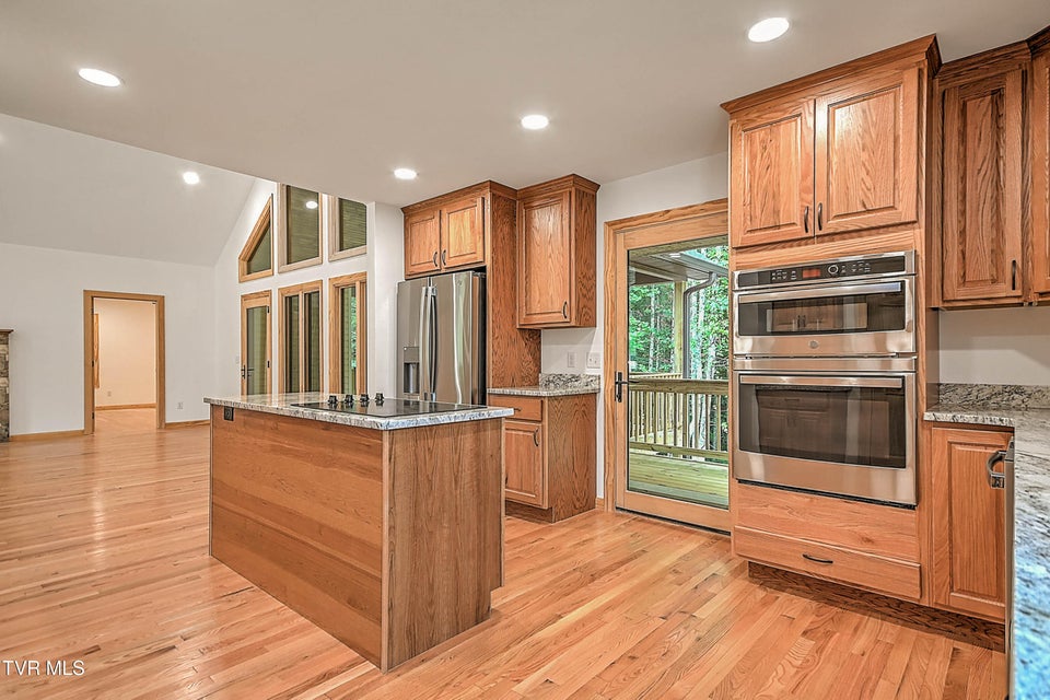 Photo #10: 512 Norris Rd ( Bridle Path) Road