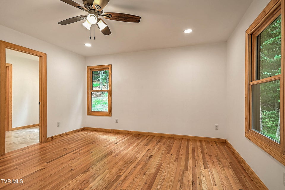 Photo #16: 512 Norris Rd ( Bridle Path) Road