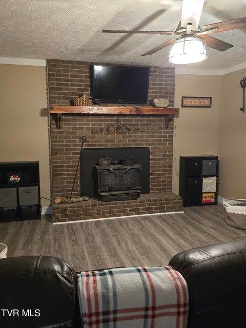 Photo #10: 3525 James Phillips Way