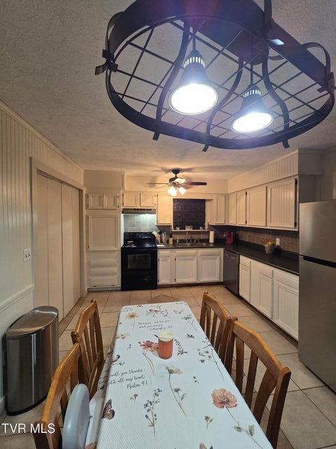 Photo #9: 3525 James Phillips Way