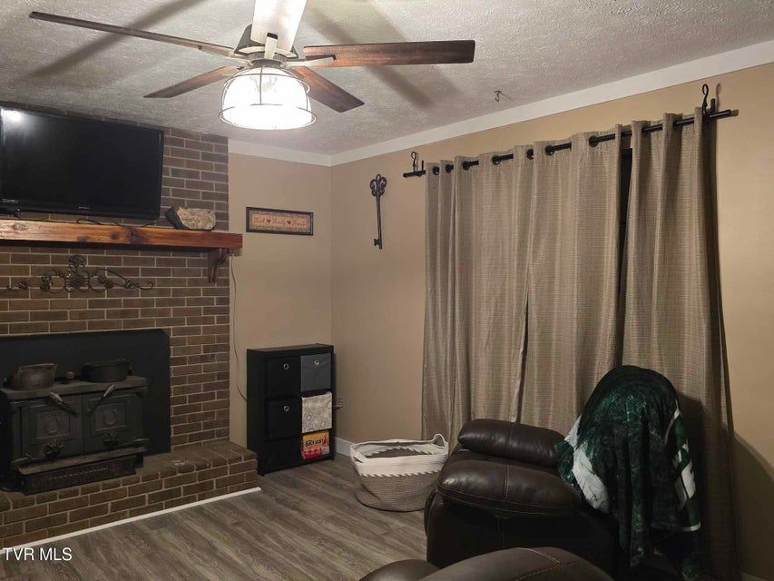 Photo #12: 3525 James Phillips Way