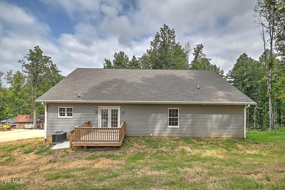 Photo #2: 476 Norris Rd ( Bridle Path) Road