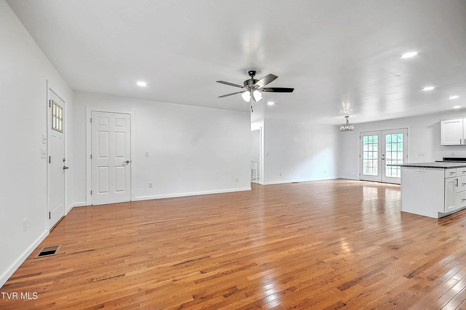 Photo #8: 476 Norris Rd ( Bridle Path) Road
