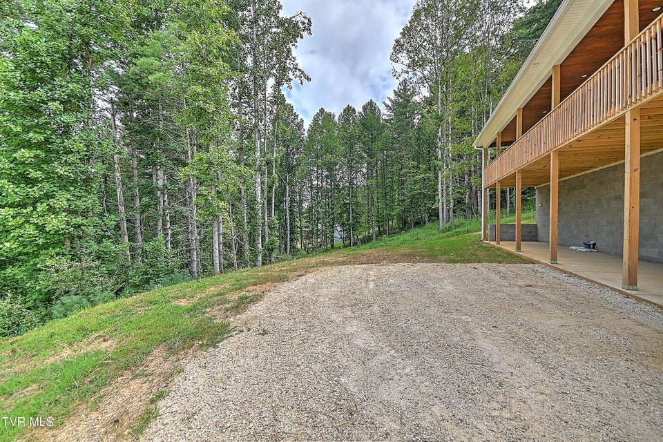 Photo #39: 476 Norris Rd ( Bridle Path) Road