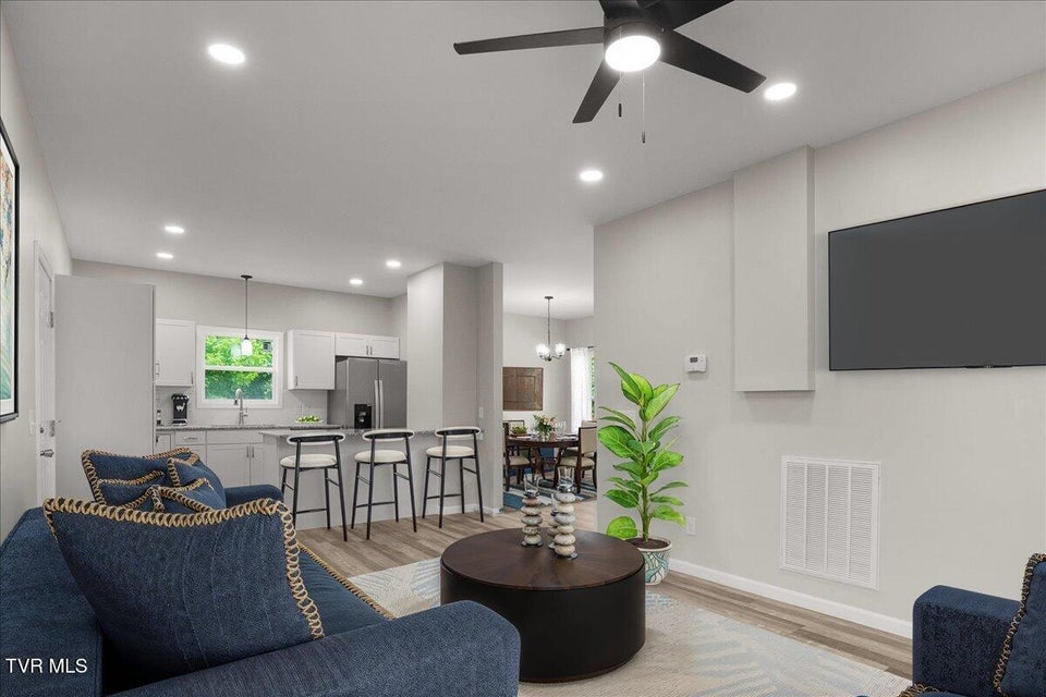 Photo #9: 215 Brighton Place