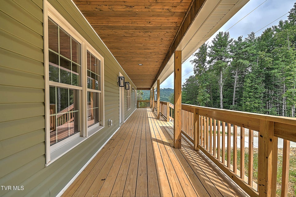 Photo #4: 477 Norris Rd ( Bridle Path) Road