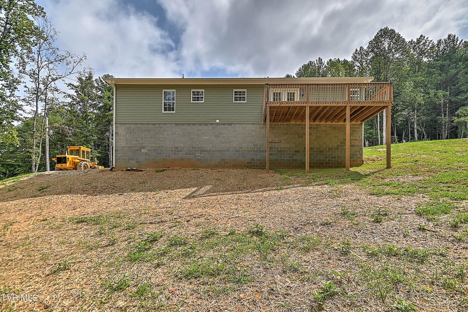 Photo #37: 477 Norris Rd ( Bridle Path) Road