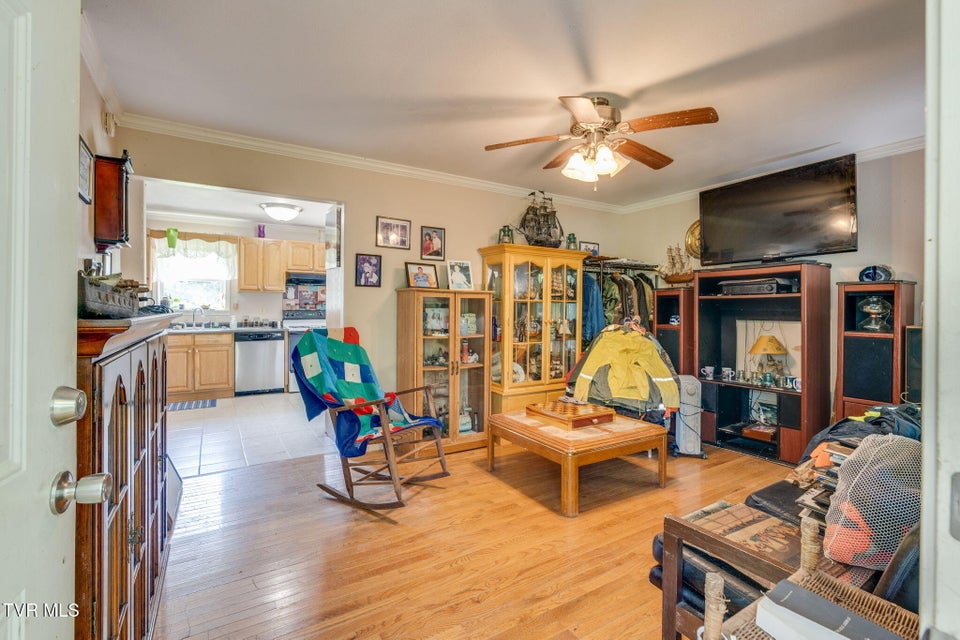 Photo #4: 1409 Daisy Street