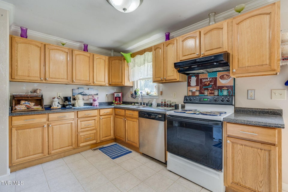 Photo #9: 1409 Daisy Street