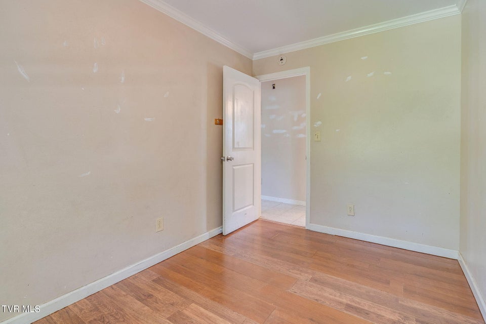 Photo #19: 1409 Daisy Street