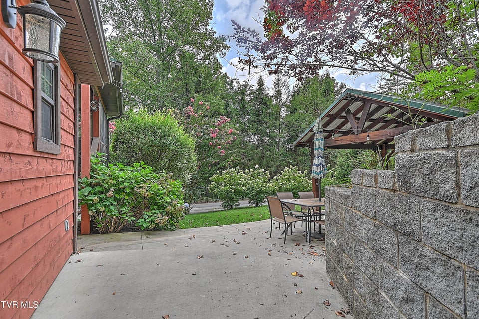 Photo #41: 162 Lakeside Drive