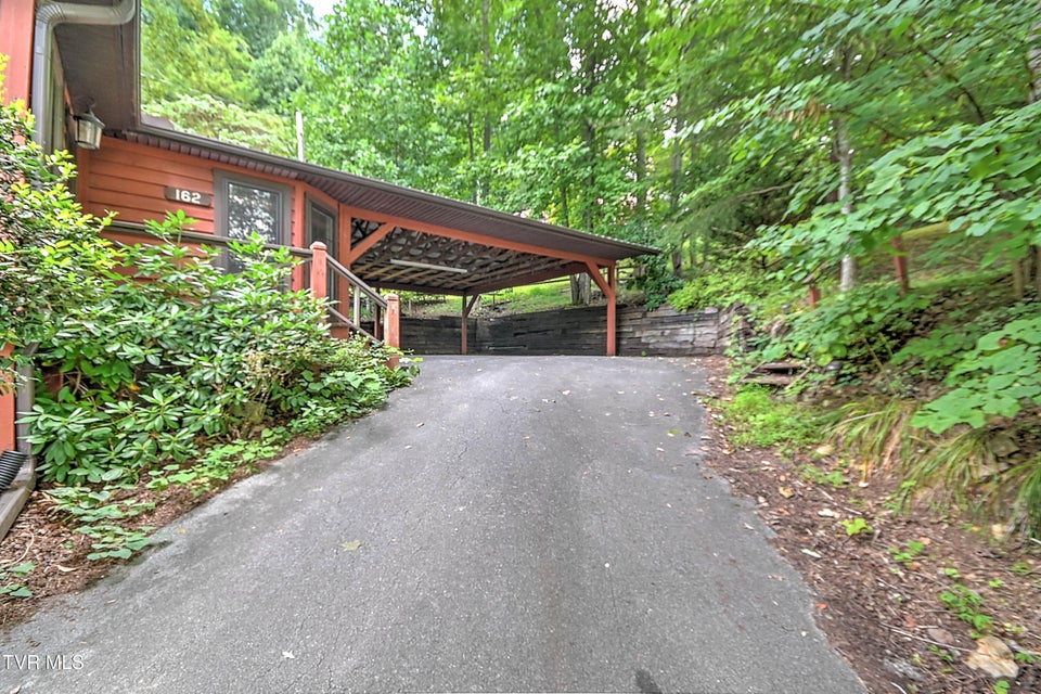 Photo #42: 162 Lakeside Drive