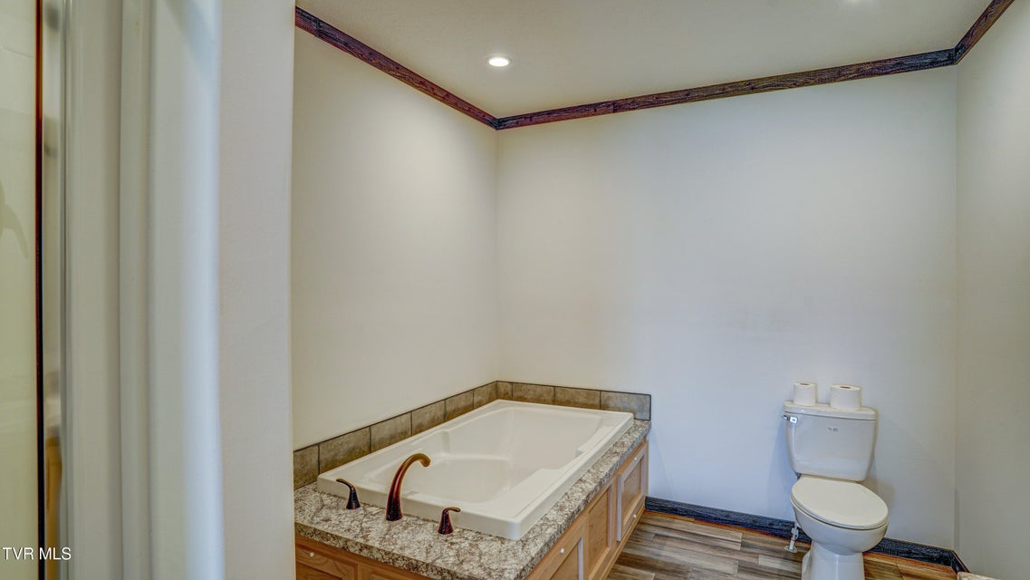 Photo #21: 4106 Weaver Pike