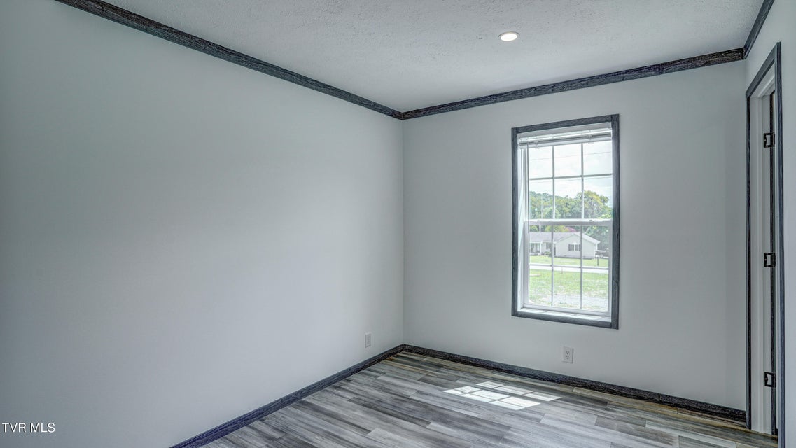 Photo #24: 4106 Weaver Pike