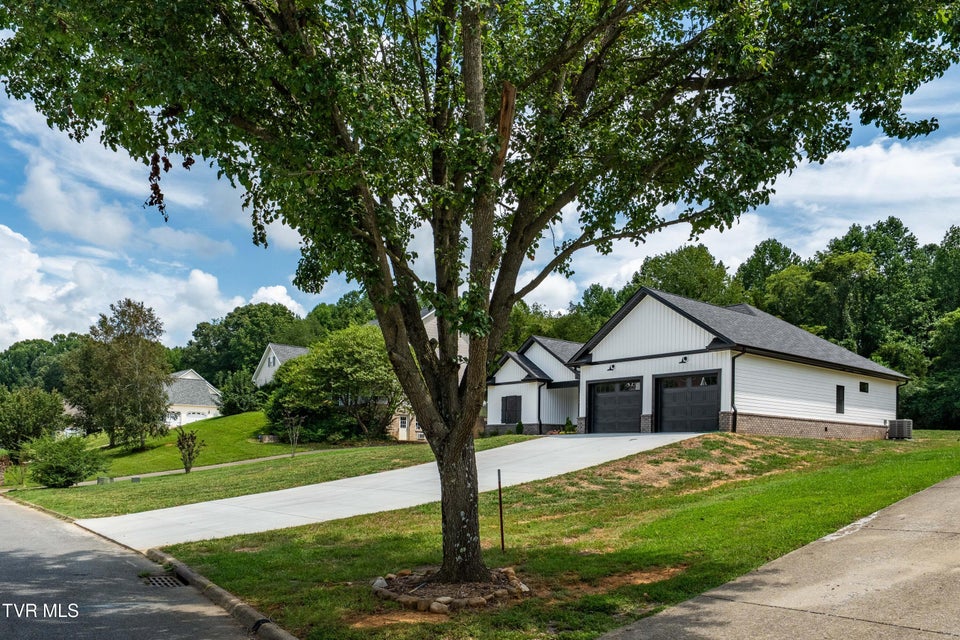 Photo #14: 1308 Walnut Grove Road
