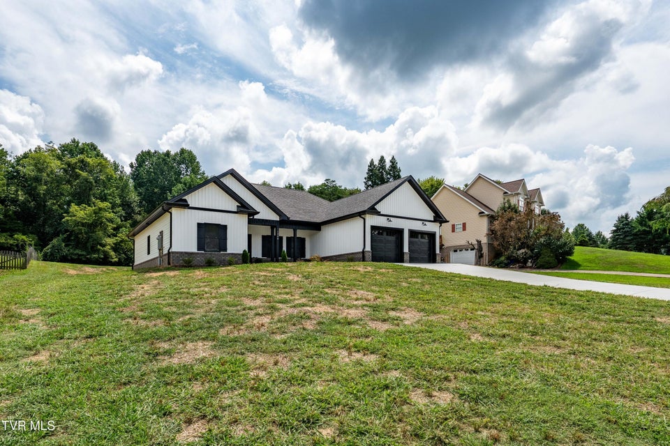Photo #17: 1308 Walnut Grove Road