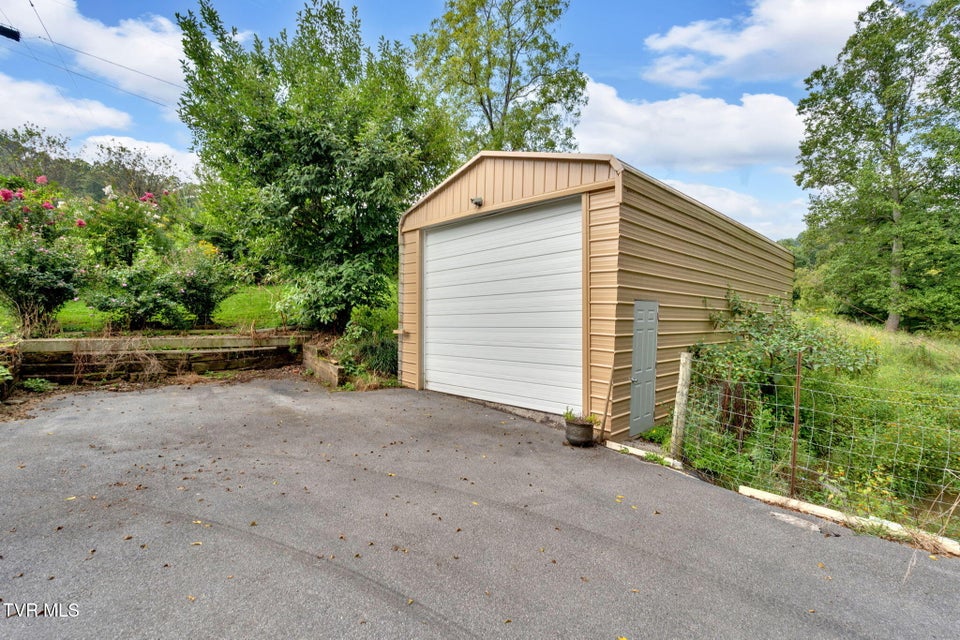 Photo #33: 4196 Walker Mountain Road