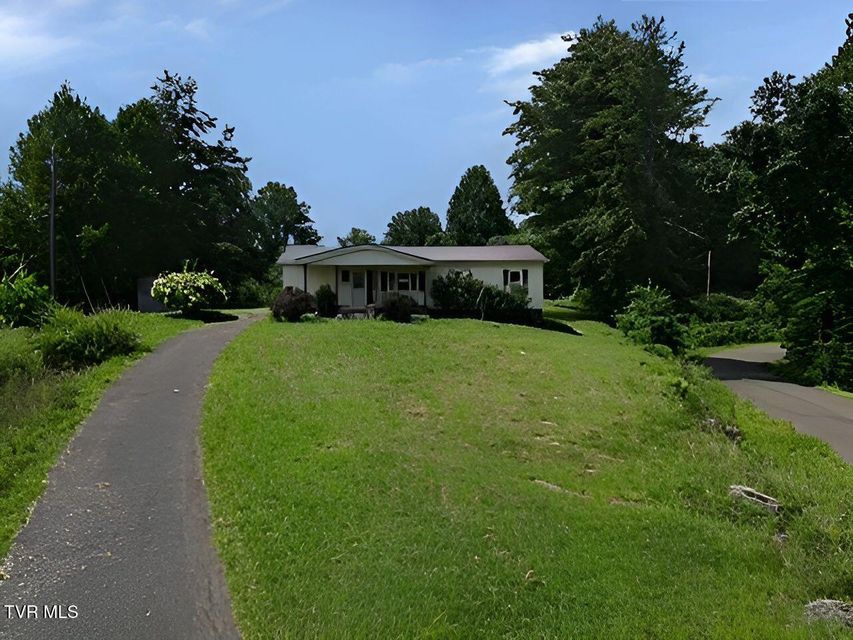 Photo #2: 3849 Nealy Ridge
