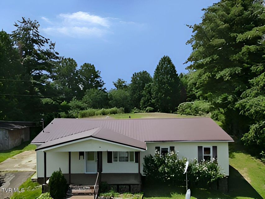 Photo #4: 3849 Nealy Ridge