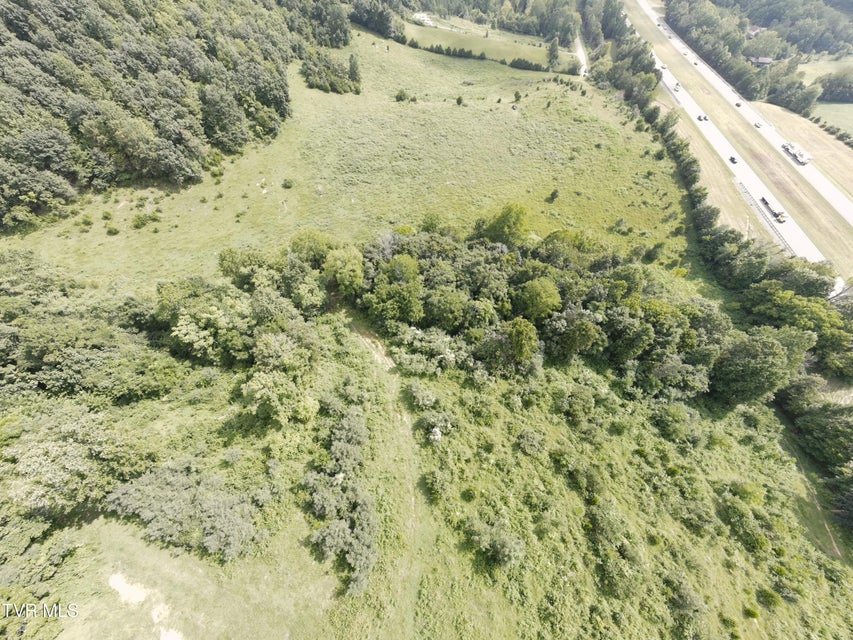 Photo #10: 680 Oakwood Road