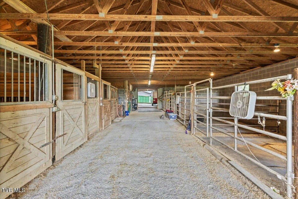 Photo #41: 201 Bond Town Road