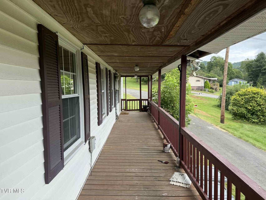 Photo #6: 8309 Maddison Lane