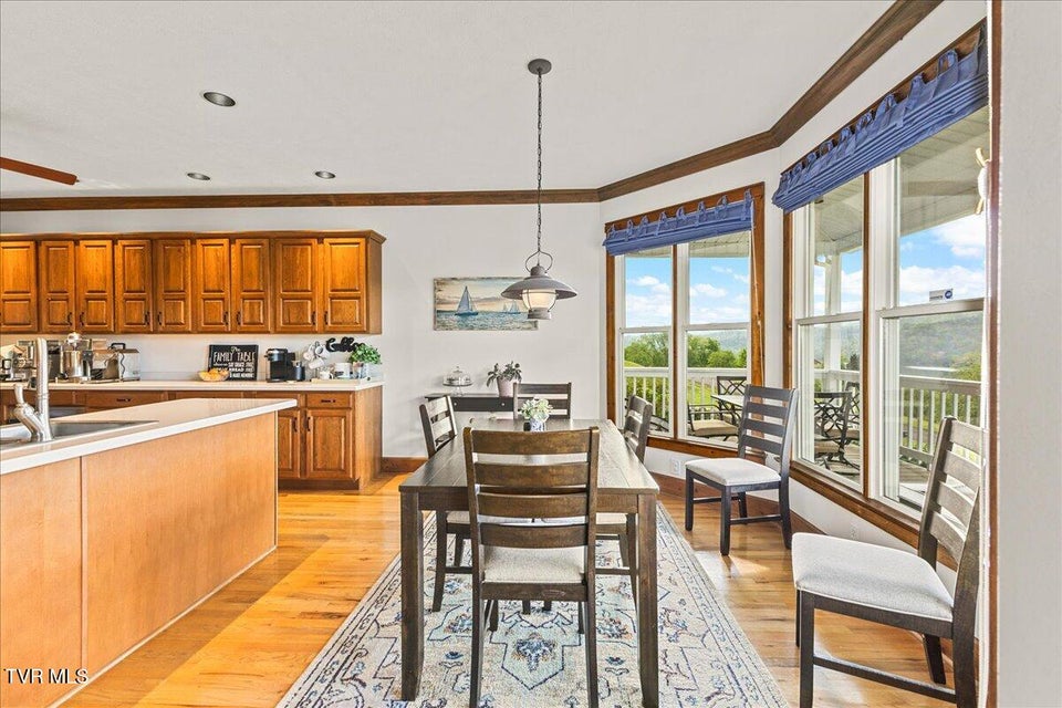 Photo #18: 221 Harbor View Road