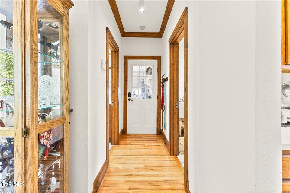 Photo #27: 221 Harbor View Road