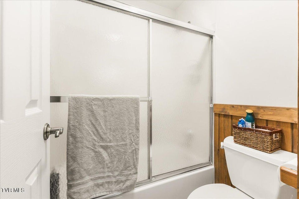 Photo #39: 221 Harbor View Road