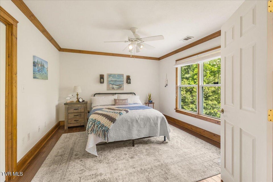 Photo #40: 221 Harbor View Road