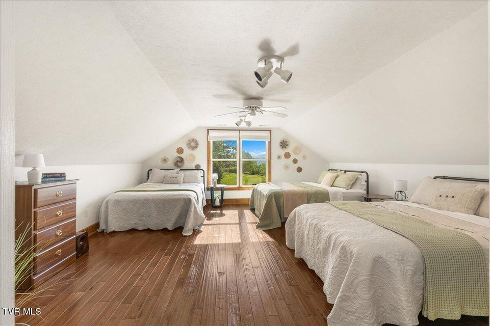 Photo #42: 221 Harbor View Road