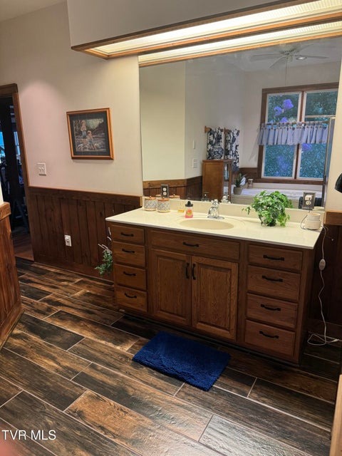 Photo #44: 221 Harbor View Road