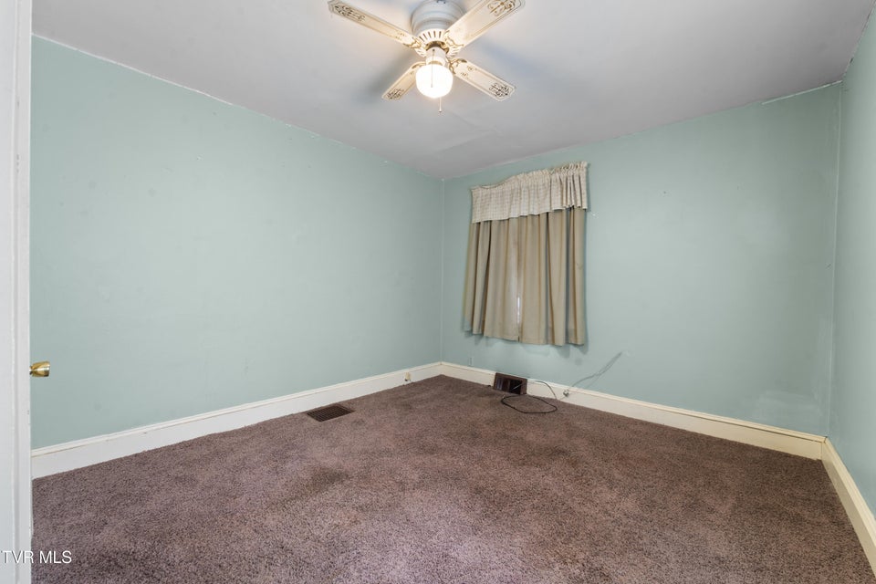 Photo #13: 13390 Glenbrook Avenue