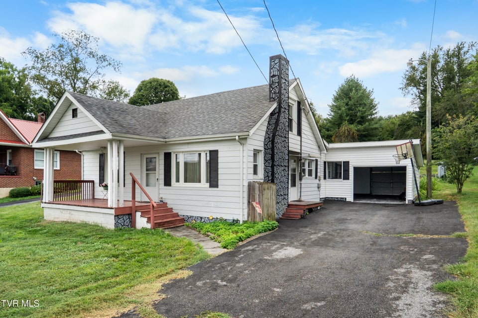 Photo #30: 13390 Glenbrook Avenue