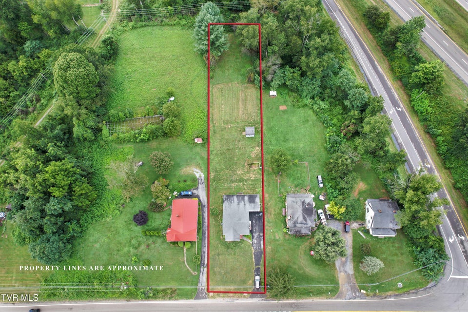 Photo #27: 13390 Glenbrook Avenue