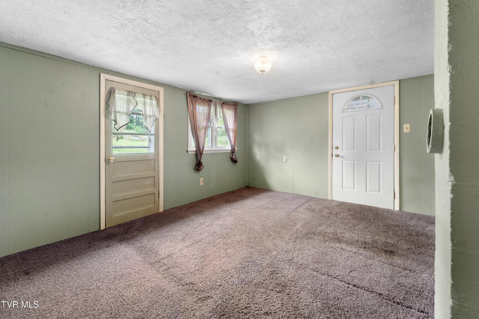 Photo #14: 13390 Glenbrook Avenue
