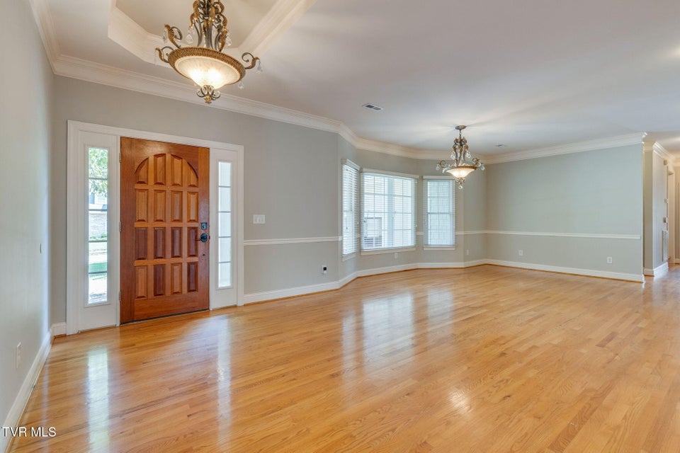 Photo #6: 3 Strawflower Place