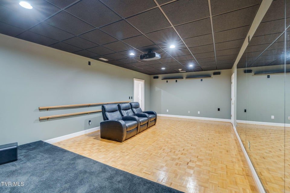 Photo #51: 3 Strawflower Place