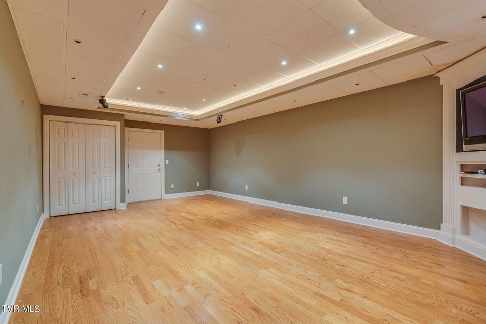 Photo #53: 3 Strawflower Place