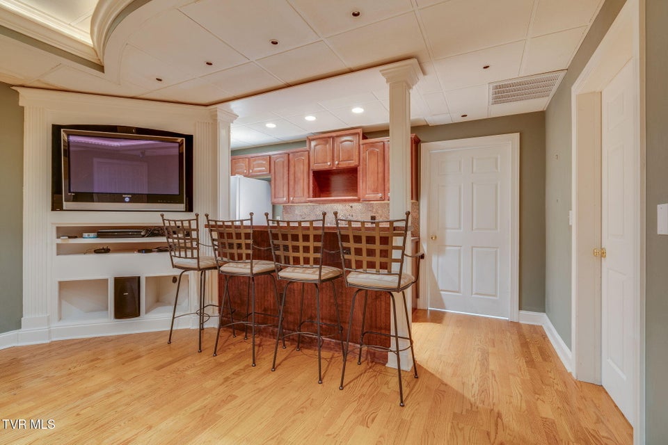 Photo #54: 3 Strawflower Place