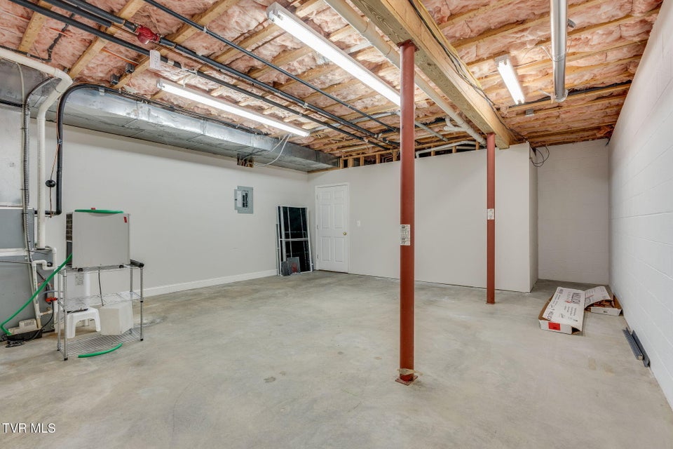 Photo #58: 3 Strawflower Place