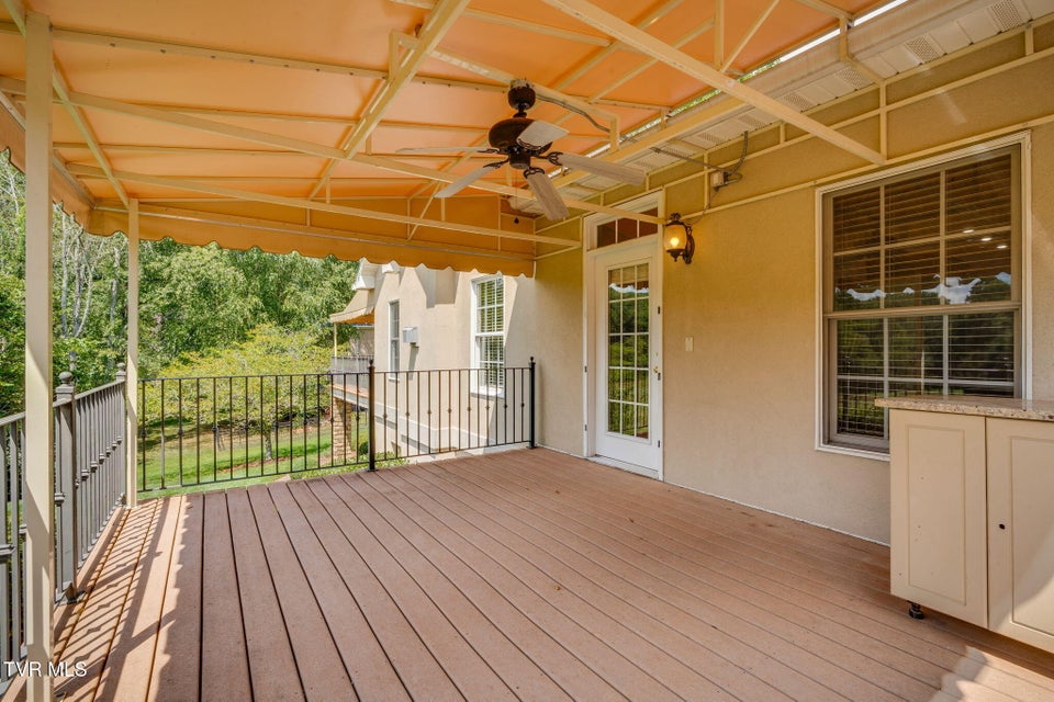 Photo #67: 3 Strawflower Place