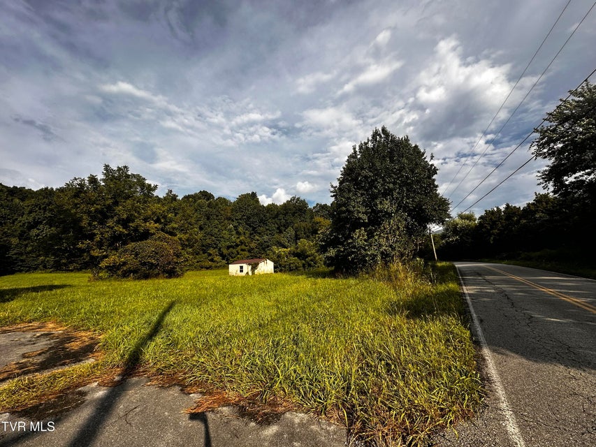 Photo #24: 2725 Greystone Road