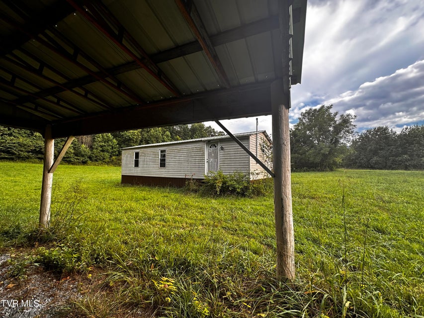 Photo #7: 2725 Greystone Road