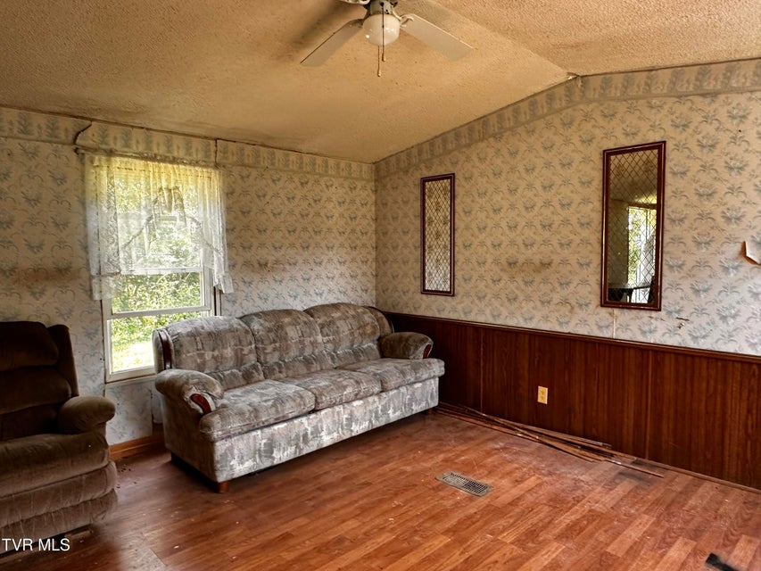 Photo #14: 2725 Greystone Road