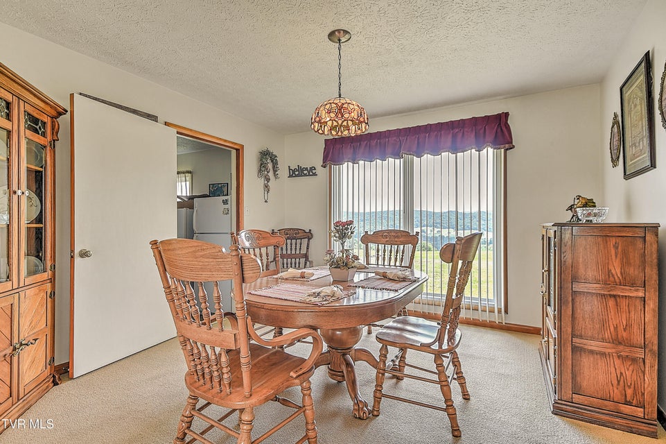 Photo #9: 304 Quillen Terrace Circle