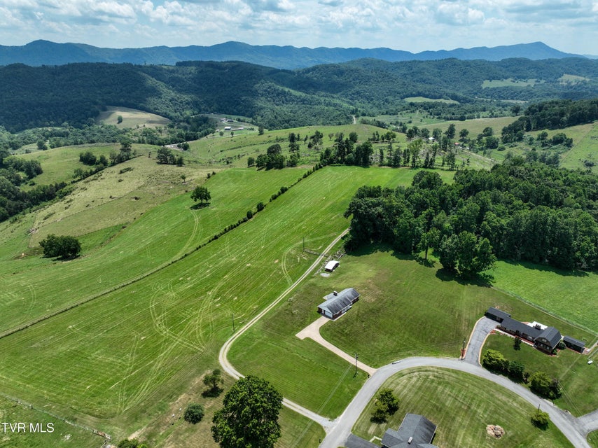 Photo #62: 304 Quillen Terrace Circle