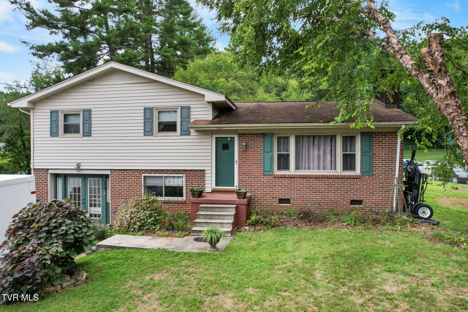 Photo #2: 403 Martindale Road