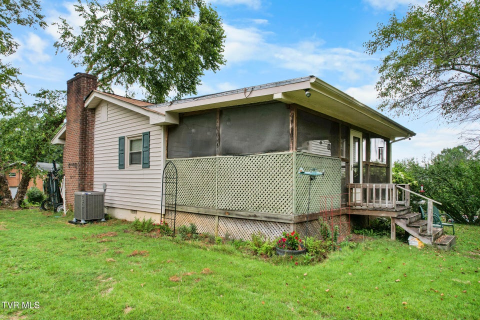 Photo #4: 403 Martindale Road